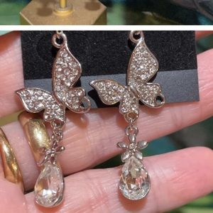 Beautiful Swarovski Crystal & Butterfly Earrings